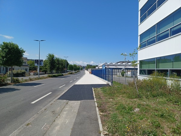 Lycee Maupertuis Juillet 01