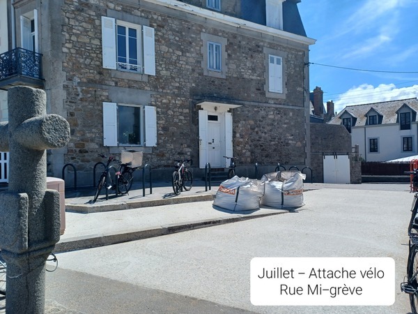rue mi-greve Juillet 01