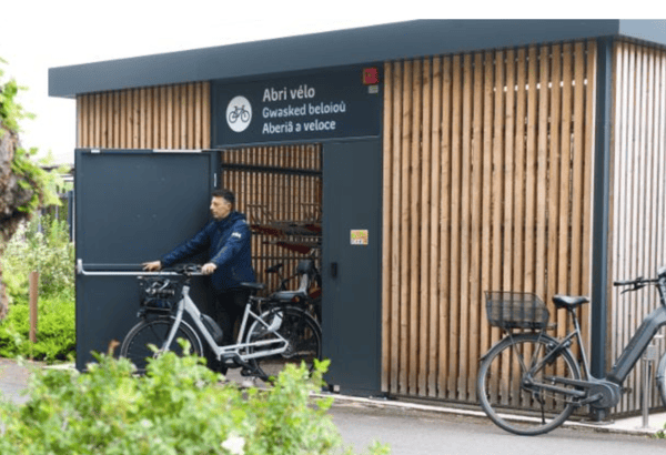 Abris vélo SNCF